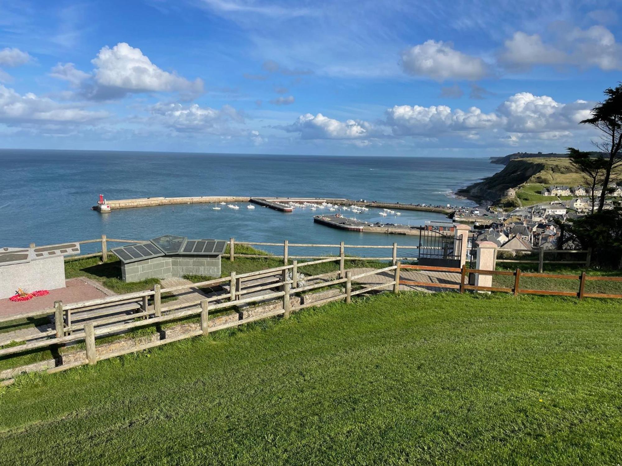 Maison Calme Et Cosy A Port-En-Bessin Pres Du Golf Et De La Mer Exteriér fotografie